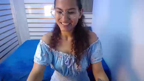 Snapshot of kiara_valmont chatting on 03-14-26, 11:10 kiara valmont online show from 03-14-26, 11:10