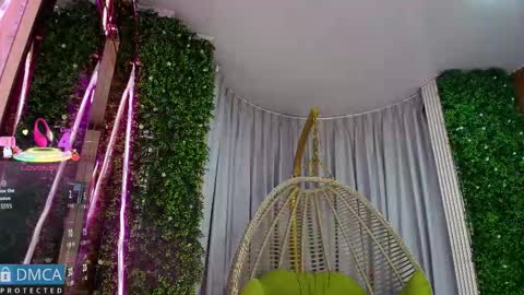 Kiara Zahiri online show from 09-11-25, 10:48