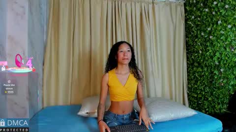 Kiara Zahiri online show from 09-20-25, 11:11