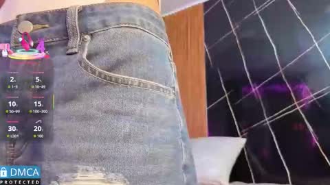 Snapshot of kiara_zahiri_ chatting on 10-03-25, 11:29 Kiara Zahiri online show from 10-03-25, 11:29