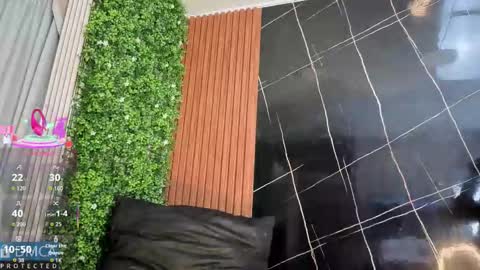 Snapshot of kiara_zahiri_ chatting on 11-03-25, 11:00 Kiara Zahiri online show from 11-03-25, 11:00