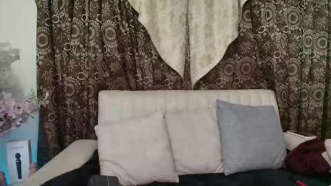 Valery online show from 12-17-25, 12:11