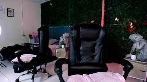 Valery online show from 06-20-26, 08:11