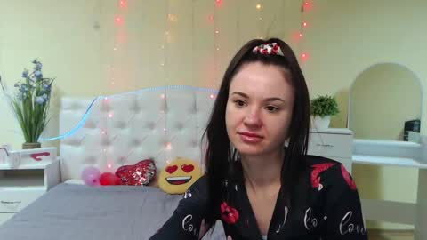 Kara online show from 01-15-25, 04:04