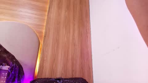 Snapshot of kiaralopez_ chatting on 03-27-26, 08:26 kiaralopez_ online show from 03-27-26, 08:26