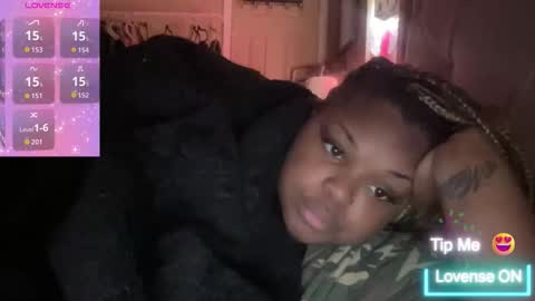 KiaraSugars online show from 12-15-25, 03:38