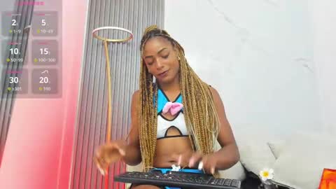 Snapshot of kiaratentation chatting on 10-08-25, 09:01 kiaratentation online show from 10-08-25, 09:01