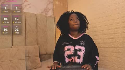 kiarazafira online show from 10-17-25, 10:51