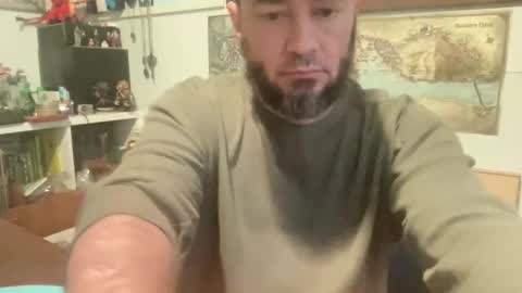 Snapshot of kicker_of_elves chatting on 10-29-25, 08:43 kicker_of_elves online show from 10-29-25, 08:43