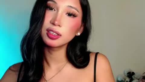 Snapshot of kiera_on_fire chatting on 02-11-26, 05:45 Kiera online show from 02-11-26, 05:45