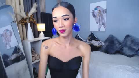 kieramoore online show from 01-13-25, 05:55