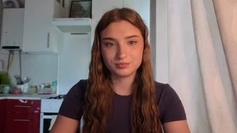 Ola my name is Lissa  Lets hit 10 Thumbs Up together   online show from 06-16-26, 02:09