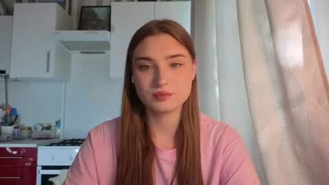 Ola my name is Lissa  Lets hit 10 Thumbs Up together   online show from 06-27-26, 01:06