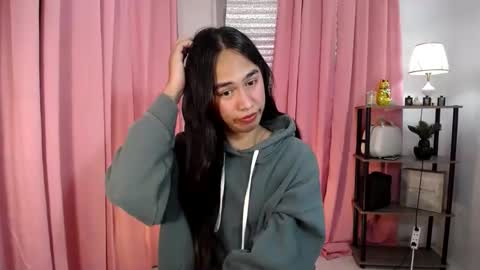 Snapshot of kieshagray chatting on 03-12-25, 12:47 kiesha online show from 03-12-25, 12:47