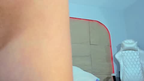 Snapshot of kiimcooper chatting on 03-12-25, 10:16 KIM COOPER online show from 03-12-25, 10:16