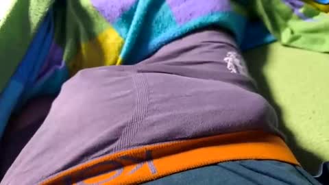Snapshot of kike572183 chatting on 04-27-26, 12:08 kike572183 online show from 04-27-26, 12:08