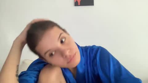 kiki_18new online show from 03-08-25, 04:17