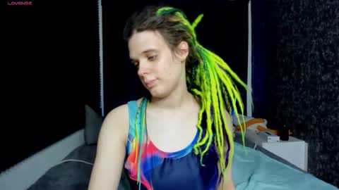 Kiki online show from 01-10-26, 11:01