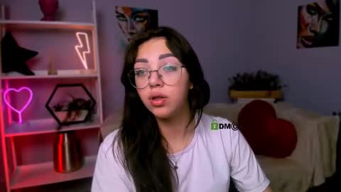 kiki_swan online show from 03-10-25, 06:49