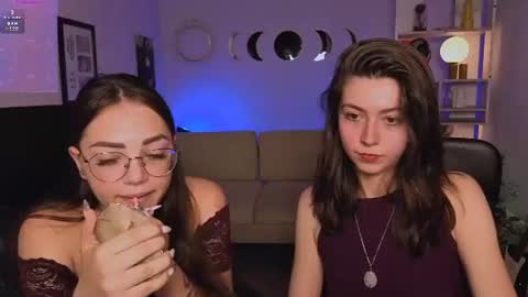 kiki_swan online show from 06-28-26, 07:20