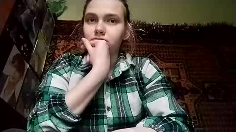 kikibang_ online show from 12-22-25, 08:11