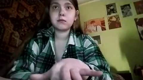 kikibang_ online show from 03-10-26, 11:15