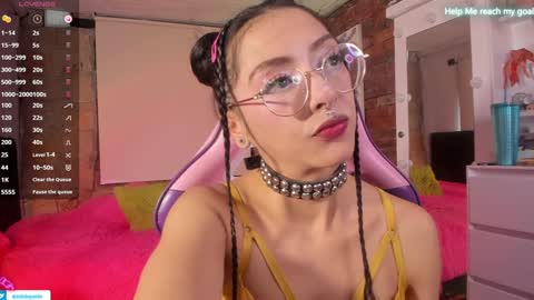 kiki online show from 01-15-25, 06:51