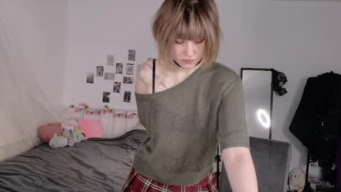 Kiki online show from 05-26-26, 10:22