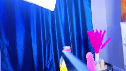 Snapshot of kikiolovely chatting on 07-13-26, 05:38 Kiki online show from 07-13-26, 05:38