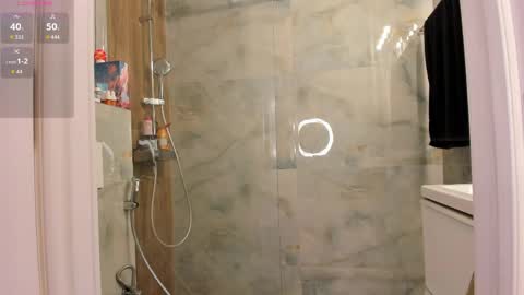 Snapshot of kikko_lee chatting on 04-02-26, 01:09 KikkoLee online show from 04-02-26, 01:09