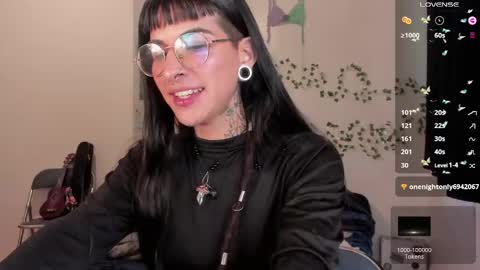 Snapshot of kila_moonlight444 chatting on 04-21-26, 08:12 Bella online show from 04-21-26, 08:12