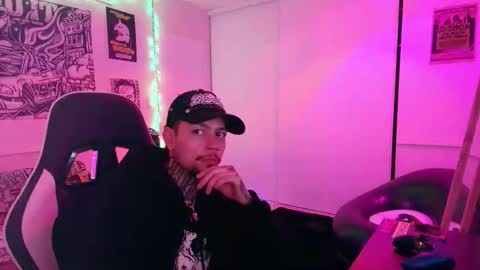 Kenny online show from 02-10-26, 03:21