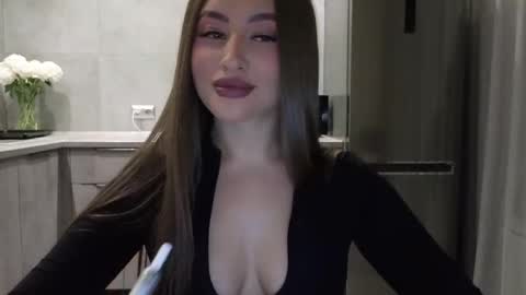 EvaAnna online show from 05-19-26, 08:59