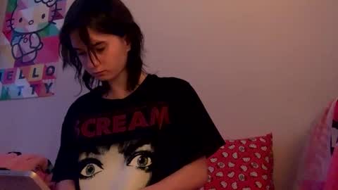 Snapshot of killerxkitty4 chatting on 01-12-25, 05:03 killerxkitty4 online show from 01-12-25, 05:03