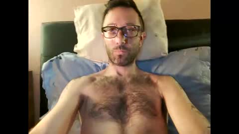 kingstoned online show from 05-10-26, 03:39