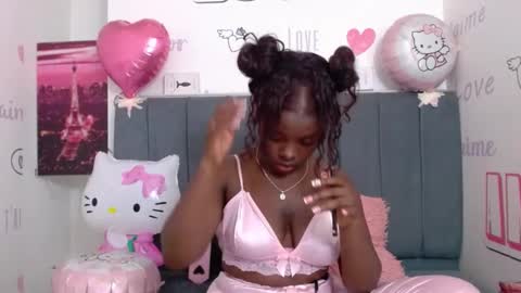 Snapshot of kilyetvera3x chatting on 02-14-25, 06:02 hanna online show from 02-14-25, 06:02