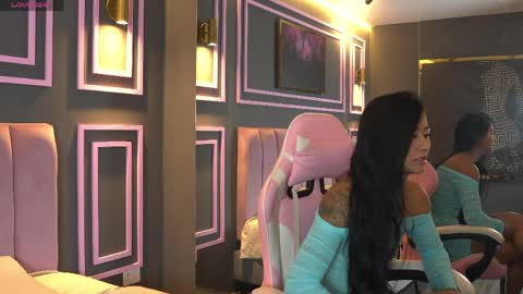 Kim online show from 05-08-26, 01:05