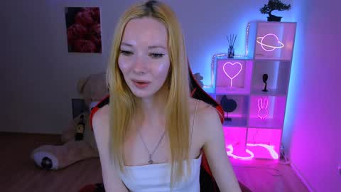 kim_boyd online show from 01-24-25, 07:07