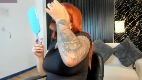 Kim online show from 03-07-25, 12:34