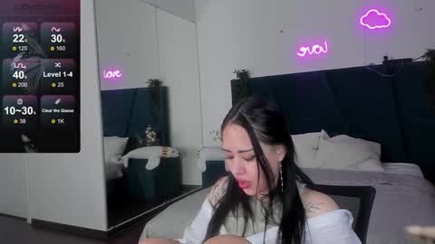 Snapshot of kim_brownie chatting on 01-07-25, 03:03 Kim online show from 01-07-25, 03:03