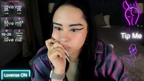 Kim online show from 12-22-25, 05:15