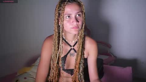 ISABELLA 3 online show from 06-22-26, 03:53