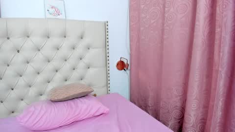 kim_eli online show from 02-09-25, 05:40