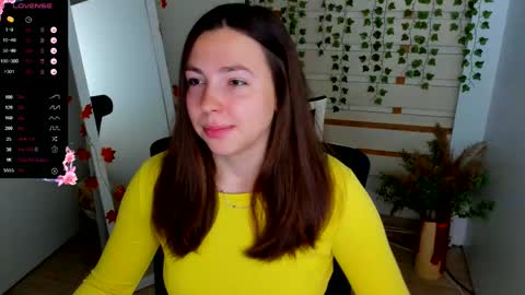 Kim online show from 10-12-25, 12:37