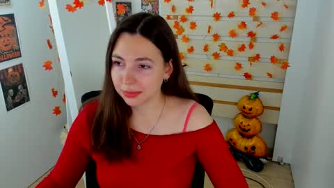 Kim online show from 11-24-25, 01:22