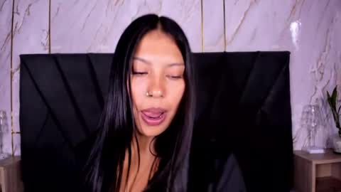 kim  online show from 09-10-25, 08:20