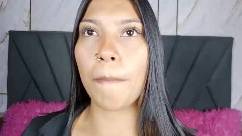 kim  online show from 11-06-25, 08:43