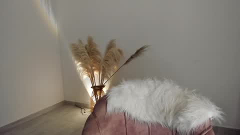 Snapshot of kim_murphy chatting on 10-21-25, 12:28 Kim Murphy online show from 10-21-25, 12:28