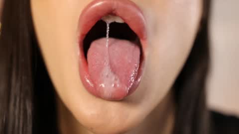 Kim Oberlin online show from 02-06-25, 01:54