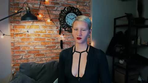 Kim online show from 09-20-25, 02:51